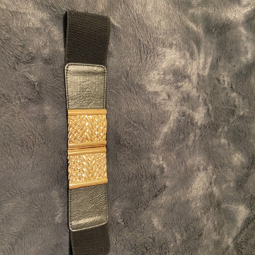 Belt - Picture 2 of 3